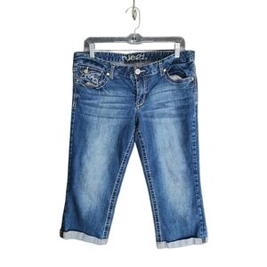 Rue21 Womens 11/12 Capri Jeans Medium Wash Embroidered Pocket Stretch Denim Y2K